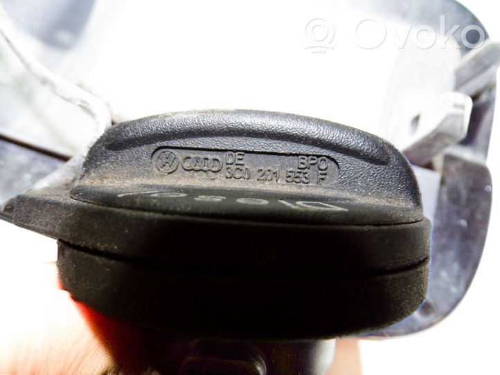 Audi Q7 4L Bouchon, volet de trappe de réservoir à carburant 4L0809857