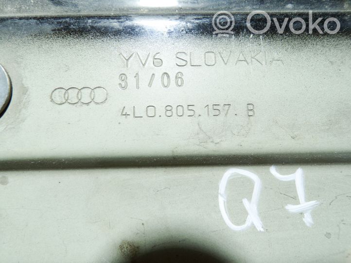 Audi Q7 4L Uchwyt / Mocowanie błotnika przedniego 4L0805175