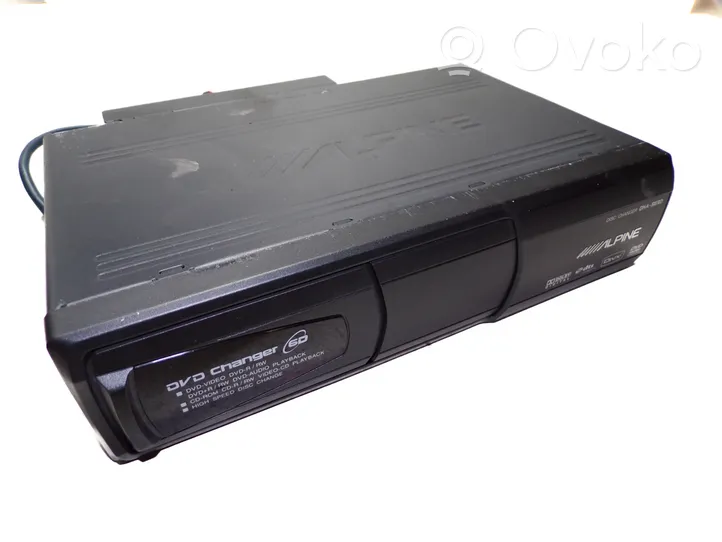 Volkswagen Touareg II CD/DVD changer DHAS690