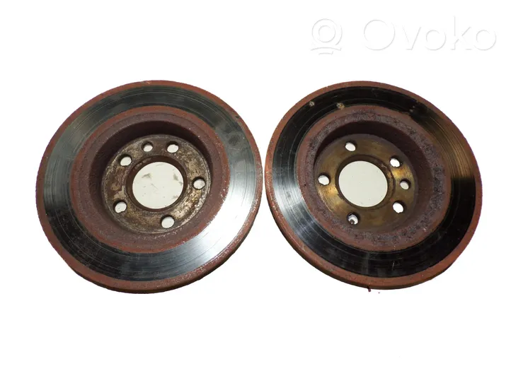 Volkswagen Transporter - Caravelle T4 Rear brake disc 