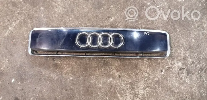 Audi A2 Kühlergrill 8Z0010183D