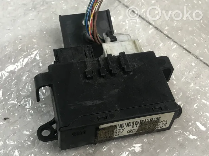 BMW 3 E46 Wing mirror control module 6916054