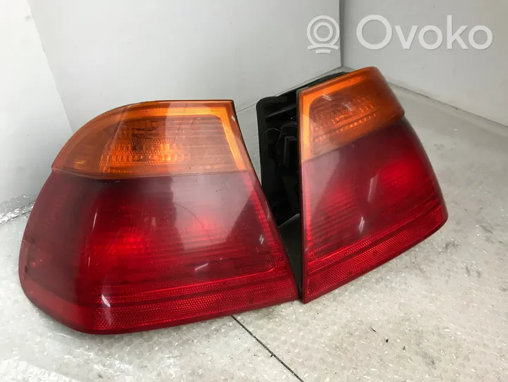 BMW 3 E46 Set feux arrière / postérieurs 8364921