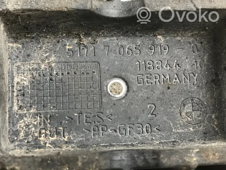 BMW 5 E60 E61 Gniazdo lewarka zmiany biegów 7065919