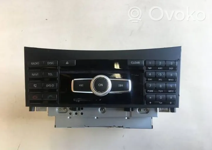 Mercedes-Benz E A207 Radio / CD/DVD atskaņotājs / navigācija A2129006513