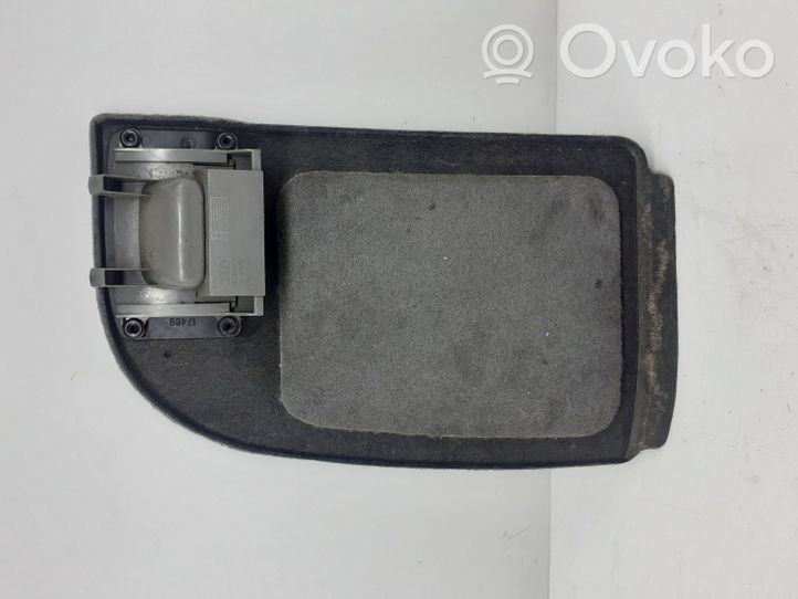 Volkswagen PASSAT B5.5 Trunk/boot trim cover 4A9864767