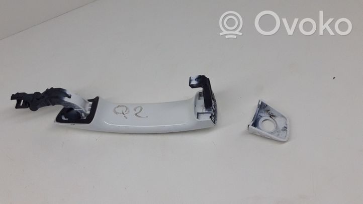 Audi Q2 - Klamka zewnętrzna drzwi przednich 8V0837205