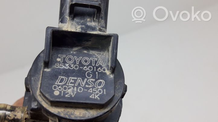 Toyota RAV 4 (XA30) Dysza spryskiwacza szyby przedniej / czołowej 8533060160