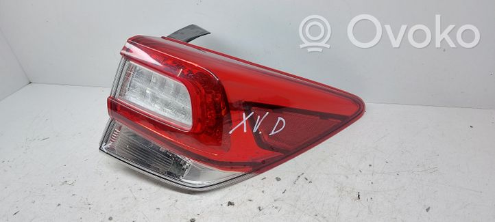 Subaru XV II Luz trasera/de freno 92432200