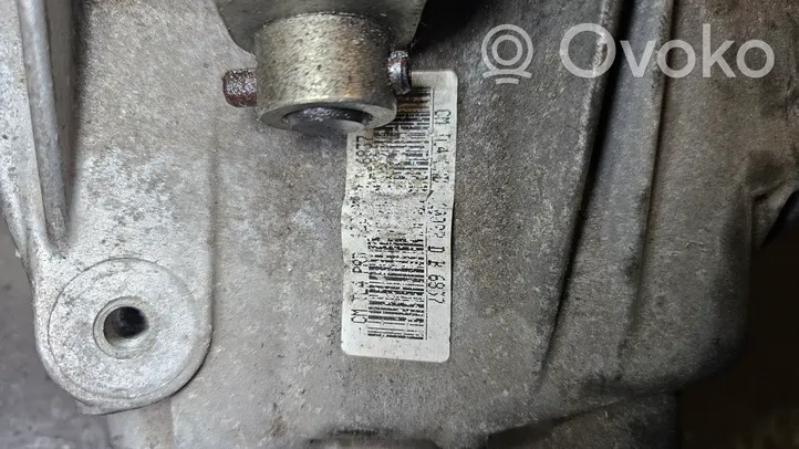 Nissan Qashqai Manualna 6-biegowa skrzynia biegów 320101889R