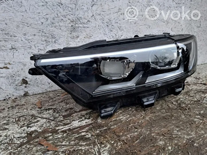 Volkswagen T-Roc Lampa przednia 2GA941035P