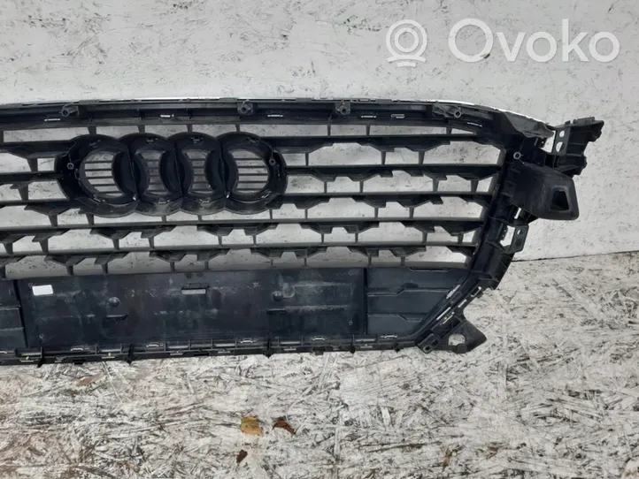 Audi Q2 - Grille calandre supérieure de pare-chocs avant 81a853651
