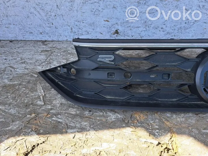 Volkswagen Taigo Griglia superiore del radiatore paraurti anteriore 2G7853655A