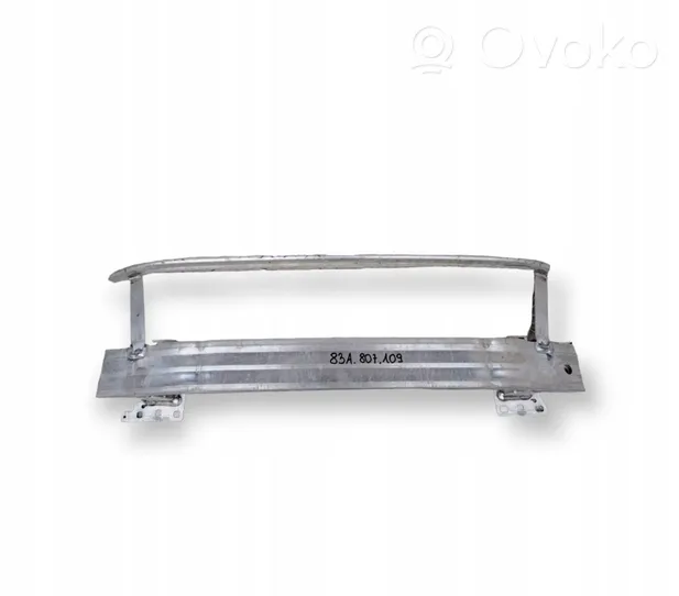 Audi Q3 F3 Balkis priekinio bamperio 83A807109