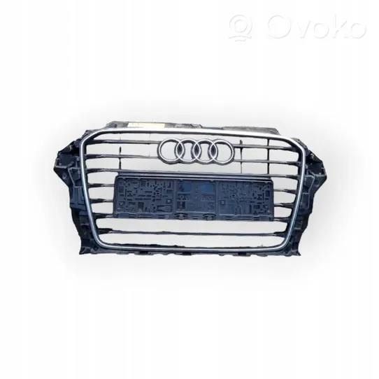 Audi A3 S3 8V Etupuskurin ylempi jäähdytinsäleikkö 8V3853651