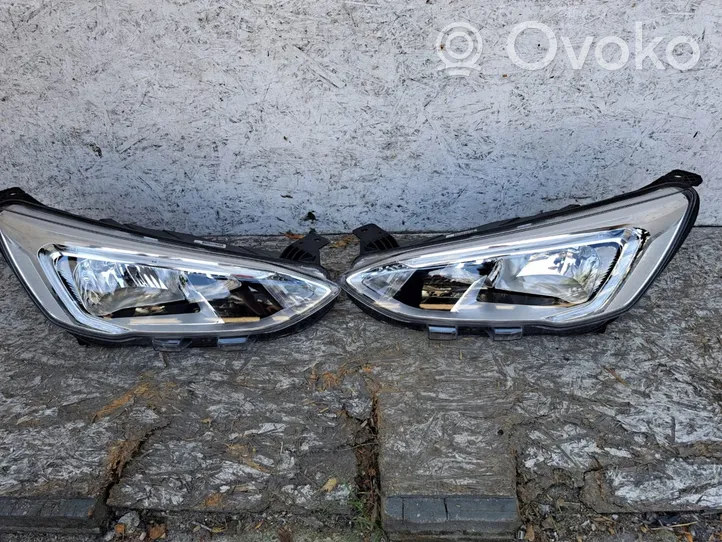 Ford Focus Lot de 2 lampes frontales / phare JX7B13E015AE