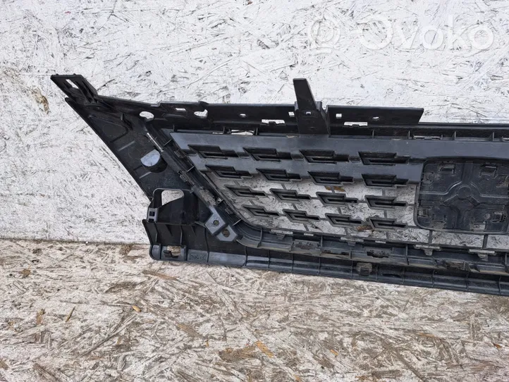 Seat Leon IV Maskownica / Grill / Atrapa górna chłodnicy 5F0853654J