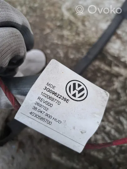 Volkswagen PASSAT B8 Puhaltimen ohjainlaite VW