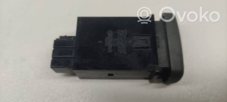 Volvo S40, V40 Seat heating switch 30862855