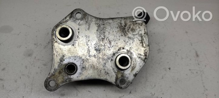 Audi A4 S4 B6 8E 8H Support de filtre à huile 06B117021