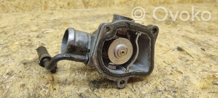 Mercedes-Benz ML W163 Termostato/alloggiamento del termostato A6122030275