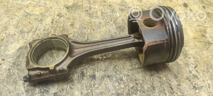 Audi TT Mk1 Piston with connecting rod 