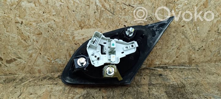 Volkswagen PASSAT CC Luci posteriori del portellone del bagagliaio 3C8945093E