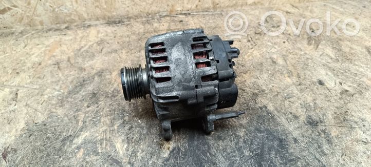 Volkswagen PASSAT CC Generatore/alternatore 03L903023E