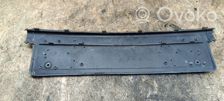 BMW 3 E46 Cornice porta targa 7030592