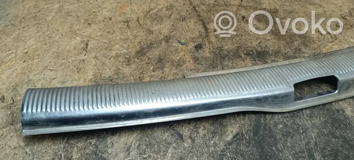 Volkswagen PASSAT B5.5 Rivestimento di protezione sottoporta del bagagliaio/baule 3B9863459J