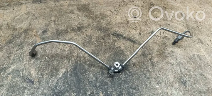 Volkswagen PASSAT CC Fuel line/pipe/hose 