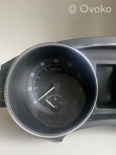Skoda Superb B6 (3T) Speedometer (instrument cluster) 3T1920841J
