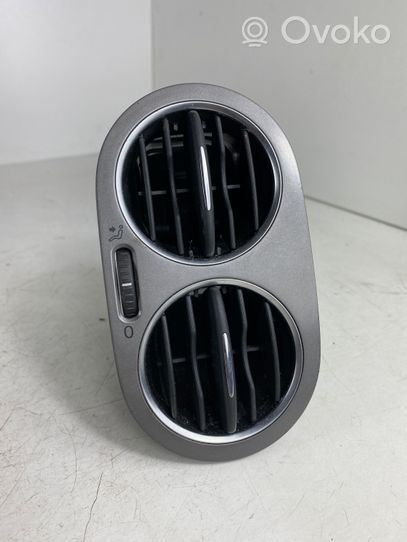 Volkswagen Tiguan Garniture, panneau de grille d'aération latérale 5M0819710