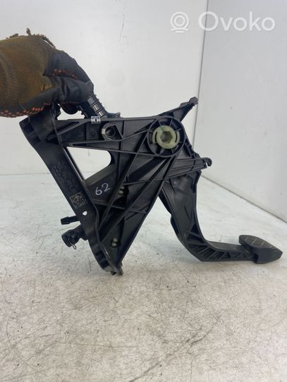 Volkswagen Golf Sportsvan Clutch pedal 5Q1721059EK