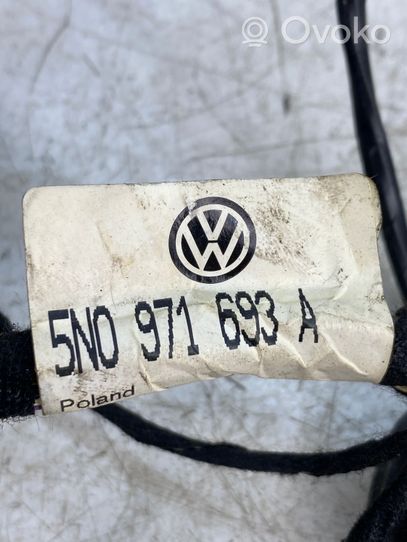 Volkswagen Tiguan Wiązka przewodów drzwi tylnych 5N0971693A