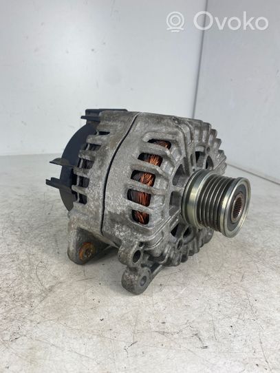 Audi A4 S4 B9 Generatore/alternatore 04L903017A