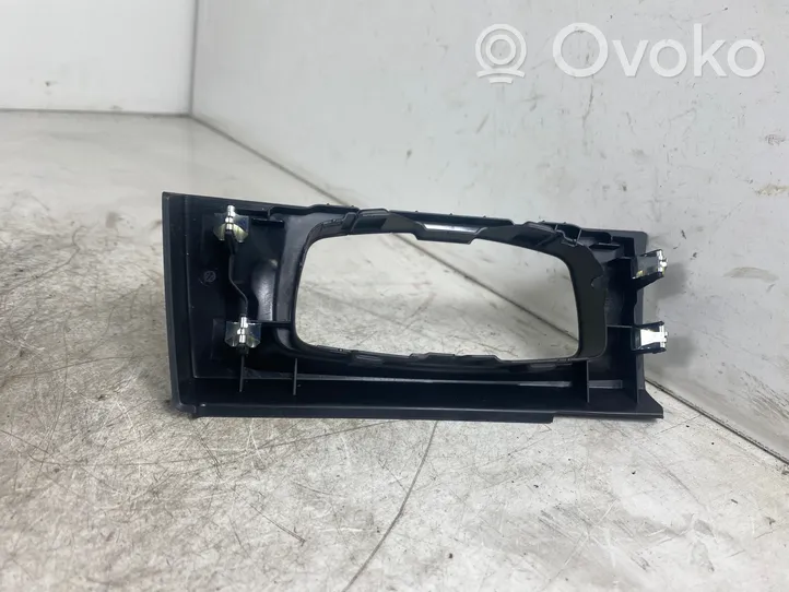 BMW 1 F20 F21 Panelės apdaila 9211305