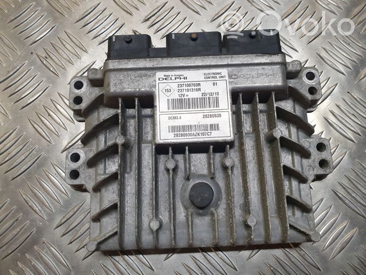 Dacia Duster Komputer / Sterownik ECU silnika 237100703R