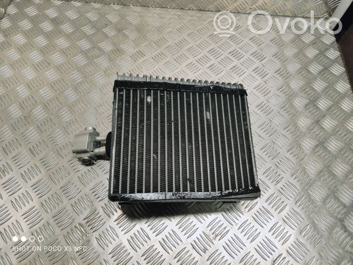 Audi Q7 4L Radiatore riscaldamento abitacolo 7L0820102M
