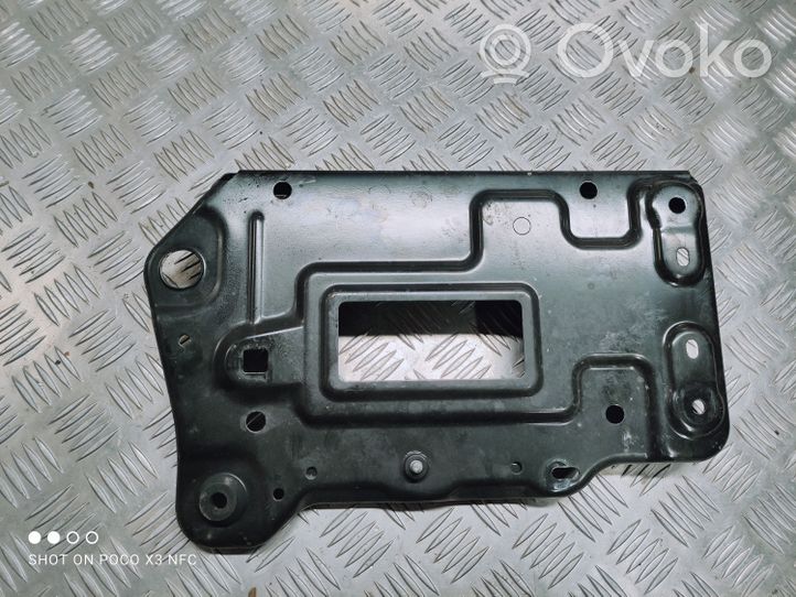 Mercedes-Benz A W176 Boîte de batterie A2466200018