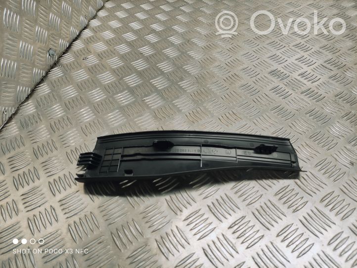 Mercedes-Benz A W176 Takaoven kynnyksen suojalista A1766800374