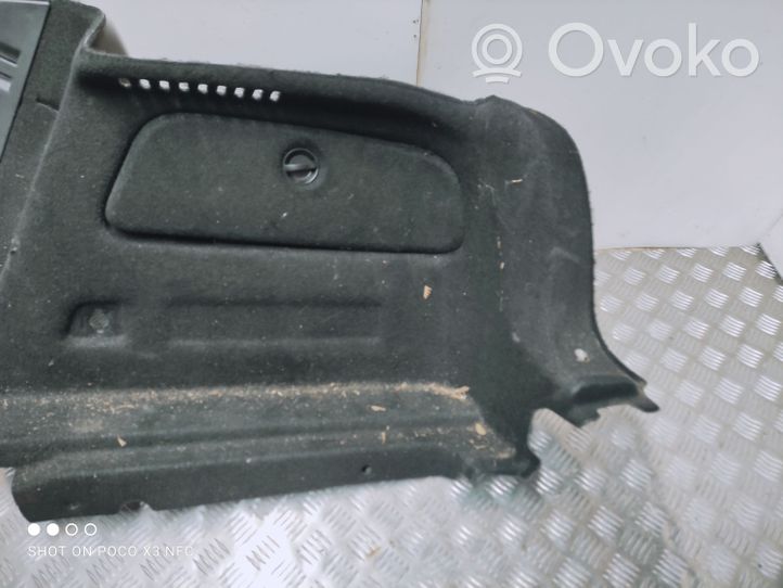 Mercedes-Benz A W176 Dolny panel schowka koła zapasowego A1766900141