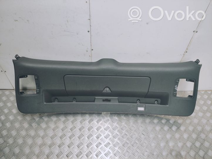Audi Q7 4L Otros elementos de revestimiento del maletero/compartimento de carga 4L0867973