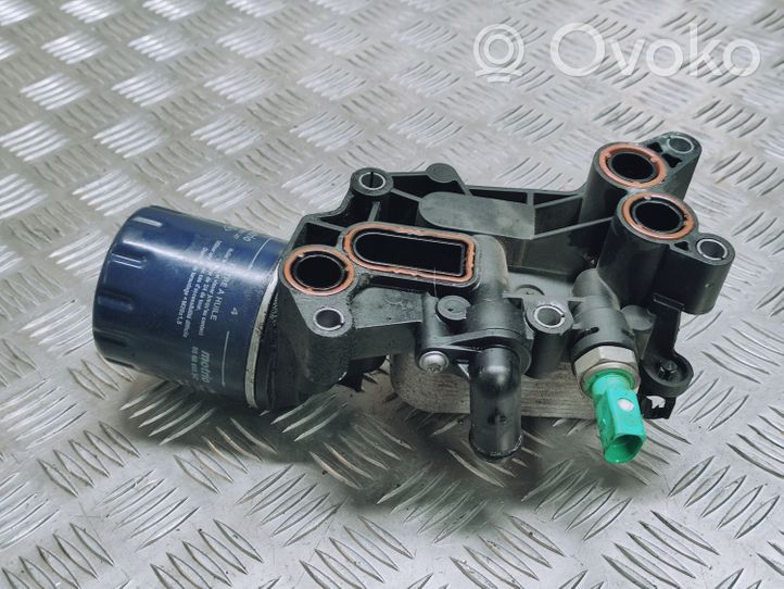 Volkswagen Polo V 6R Supporto di montaggio del filtro dell’olio 04B115389B