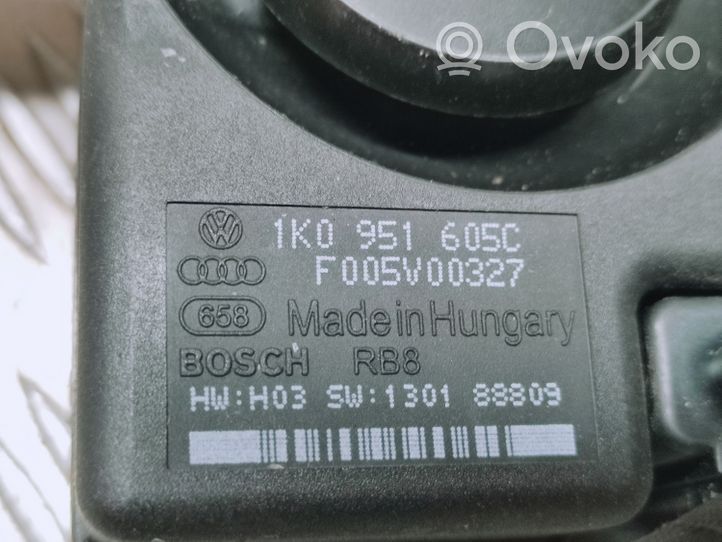 Audi A4 S4 B8 8K Hälytyssireeni 1K0951605C