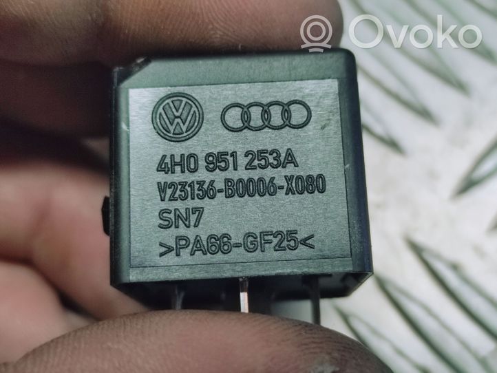 Audi A6 C7 Kita rėlė 4H0951253A