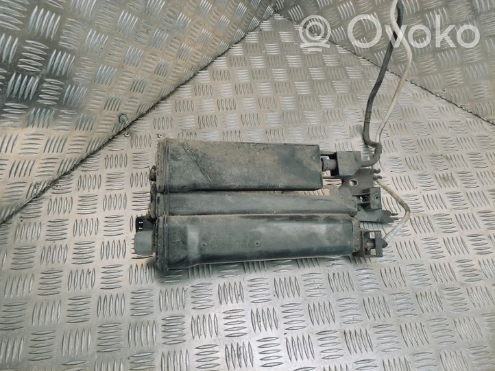 Volkswagen Golf VII Cartouche de vapeur de carburant pour filtre à charbon actif 5Q0201801