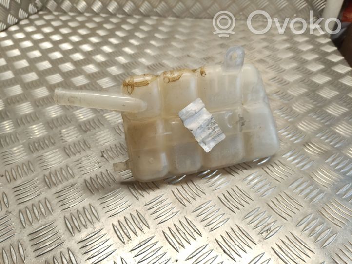 Renault Megane IV Vase d'expansion / réservoir de liquide de refroidissement 217104048R