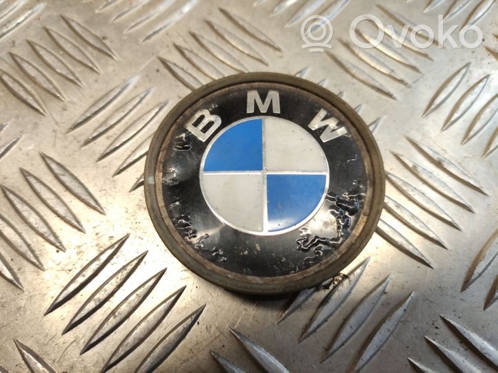 BMW X5 E70 Radnabendeckel Felgendeckel original 6768640