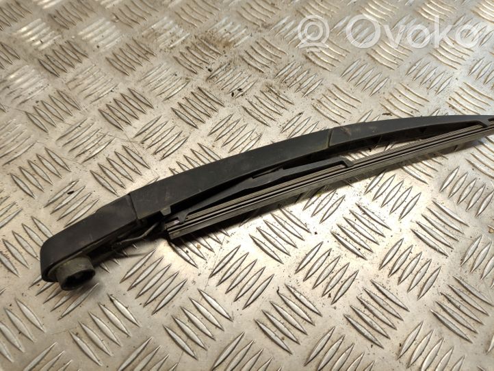 Dacia Sandero Rear wiper blade arm 287807006R